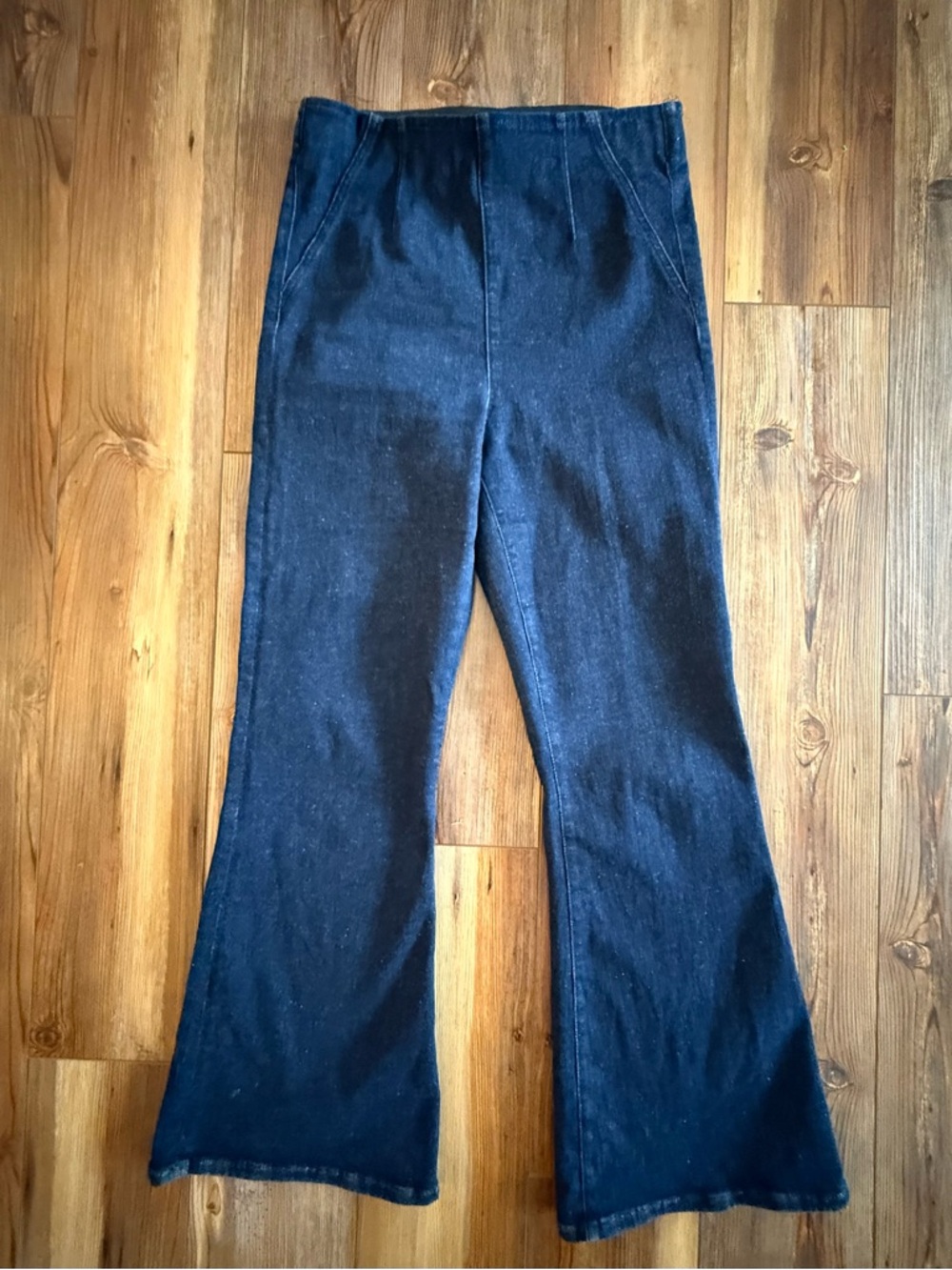 Veronica Beard Dark Blue Flare Jeans